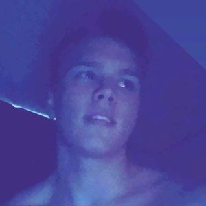 Meet your Posher, Logan